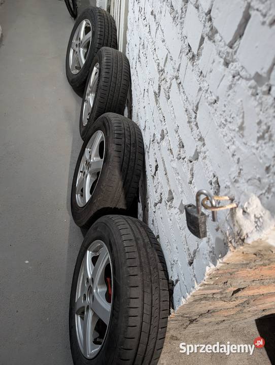 Felgi alu 14 z oponami super stan Skoda VAG Wodzisław Śląski sprzedam