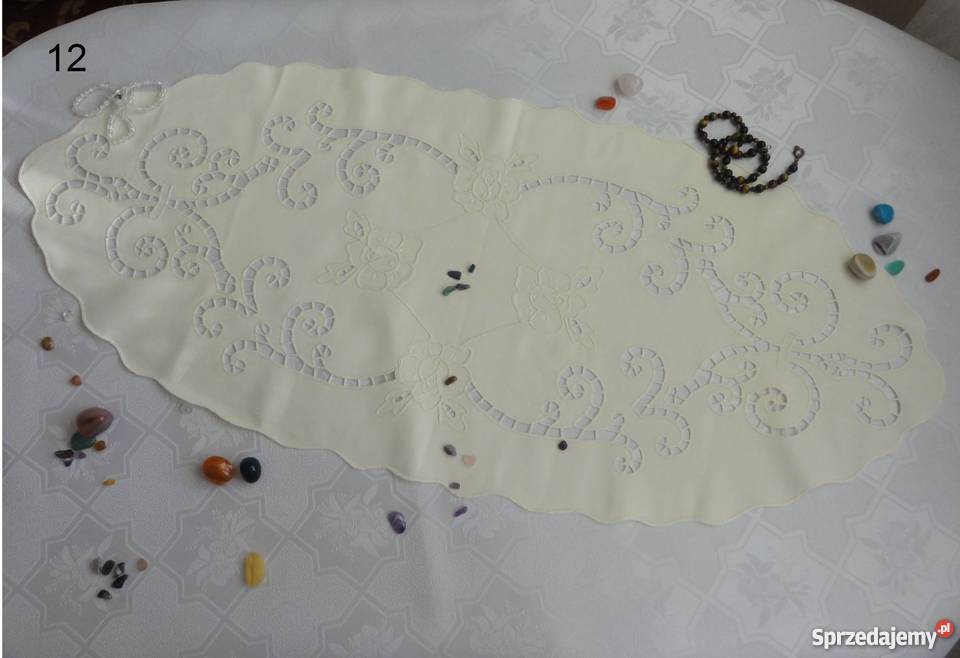 Serwetki kolorowe ecru wyszywane haft Richelieu Lublin sprzedam