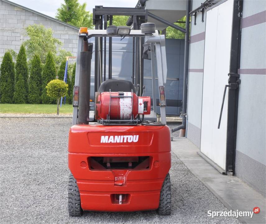 Wózek widłowy Manitou CG25P Lpg 25T 2010r Sandomierz sprzedam