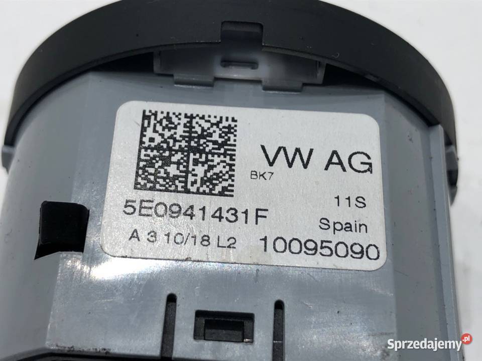 WŁĄCZNIK ŚWIATEŁ SKODA FABIA III 5E0941431F