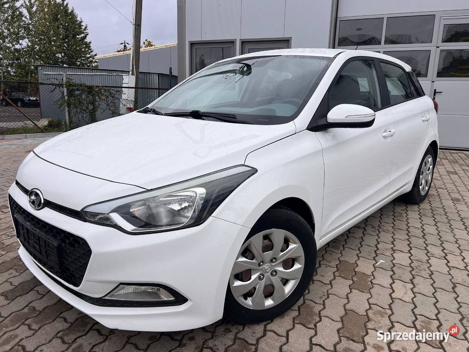 Hyundai i20 12 Classic Plus 2 Hyundai i20 12 84KM Duchnice sprzedam