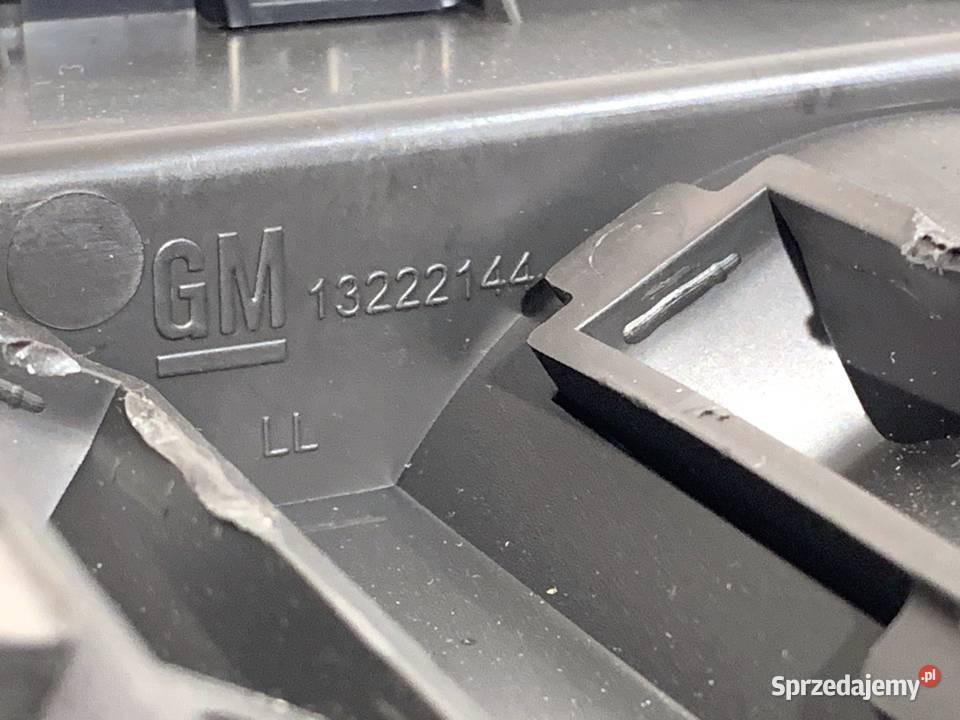 UCHWYT NA NAPOJE OPEL INSIGNIA A 0817 Hatchback podkarpackie