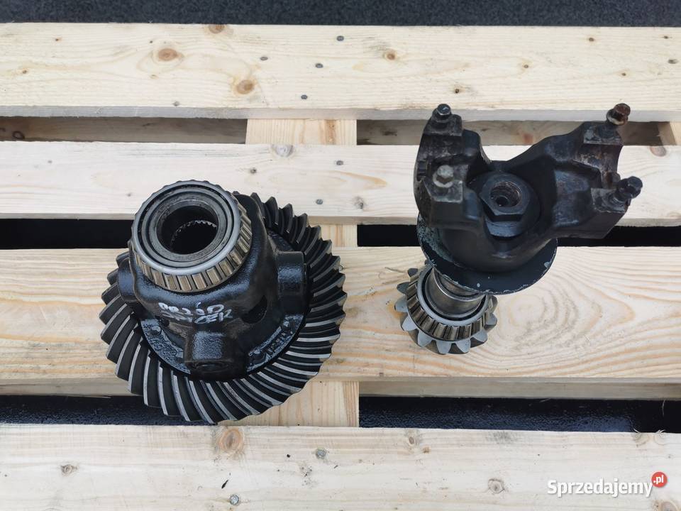 Mechanizm różnicowy Holland LM 5040 Spicer wielkopolskie Wilkowo