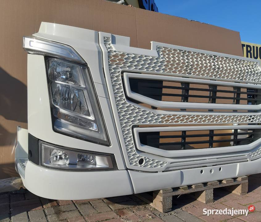 VOLVO FH4 ZDERZAK PRZÓD KOMPLETNY REFLEKTORY Trzciel