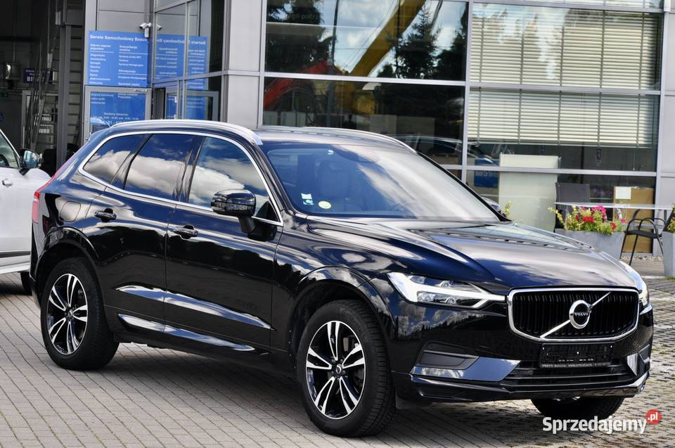 Volvo XC 60 20D MOMENTUM 20d 150 2018r FV 23 Goleniów