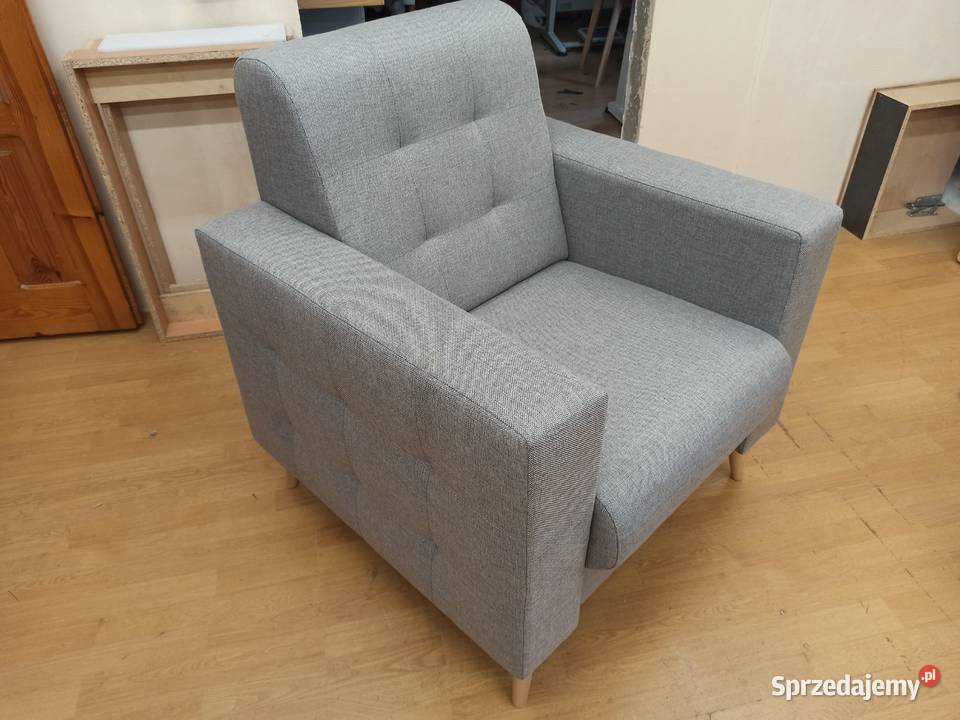 fotel tapicerowanywysokie nogi Radom
