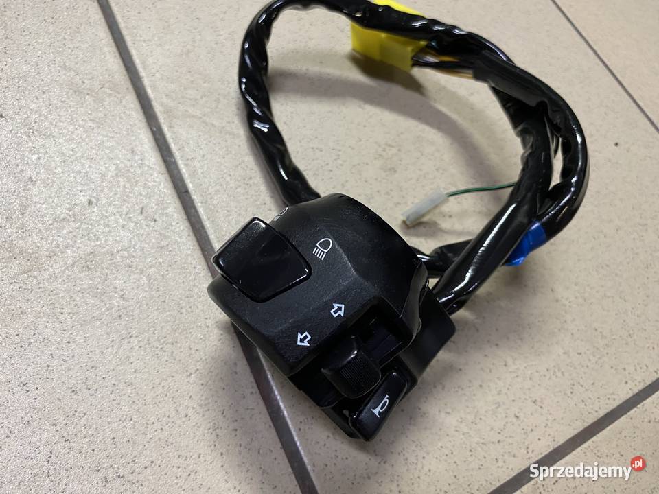 Przełącznik prawy lewy Suzuki Burgman 400 K7 małopolskie Brzeszcze