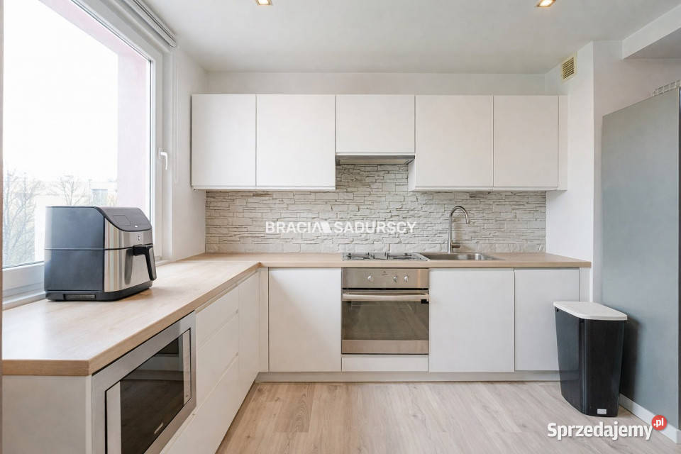 Mieszkanie Kraków Gołaśka 621m2 3 pokoje Rok budowy 1980