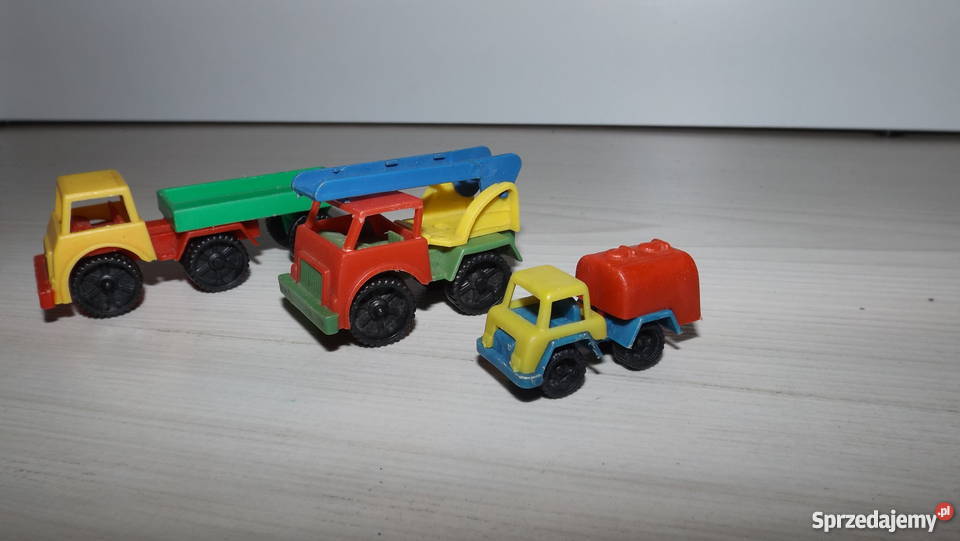 Stare samochodziki kioskowce z Prlu Grodziczno