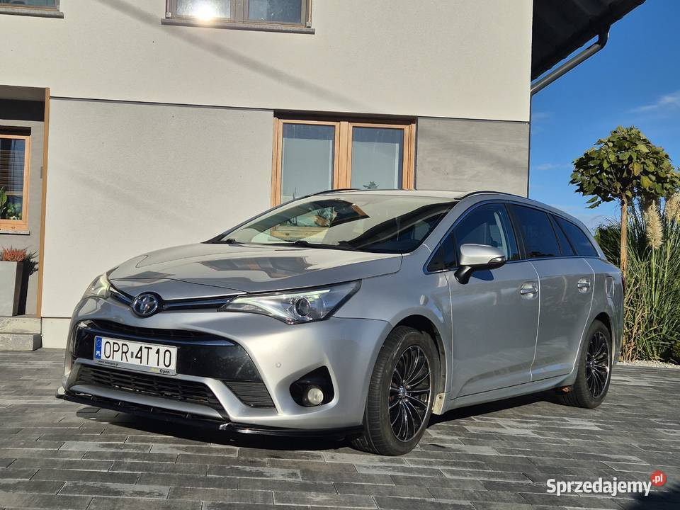 Toyota Avensis t27 20 diesel Salon Głogówek