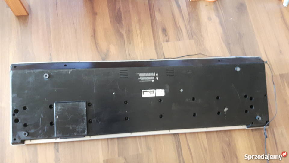 Roland E60 Używany4gb karta z podkładami MIDI Luzino