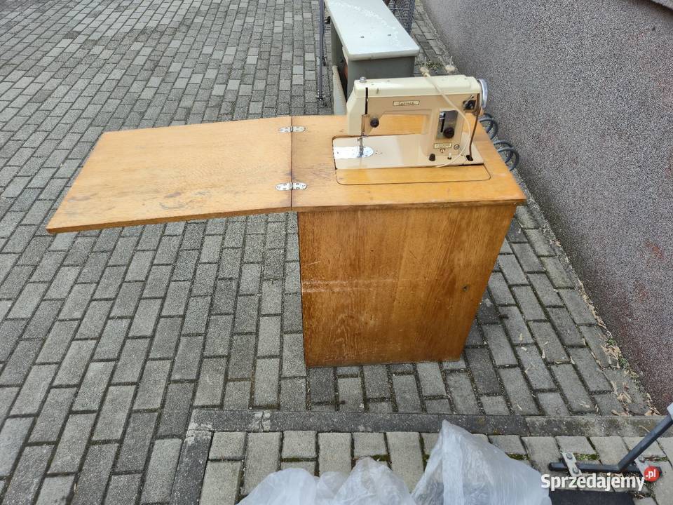 Maszyna do szycia Łucznik z szafką AGD drobne Dąbrowa Górnicza sprzedam