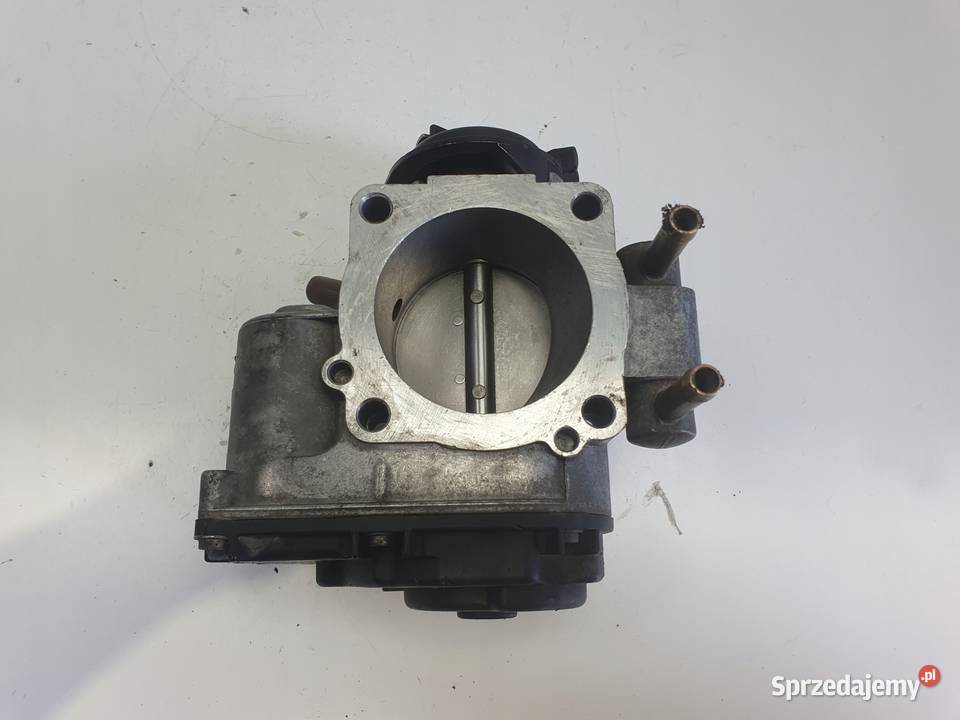 PRZEPUSTNICA Audi A4 B5 16 8V 037133064D lubelskie sprzedam