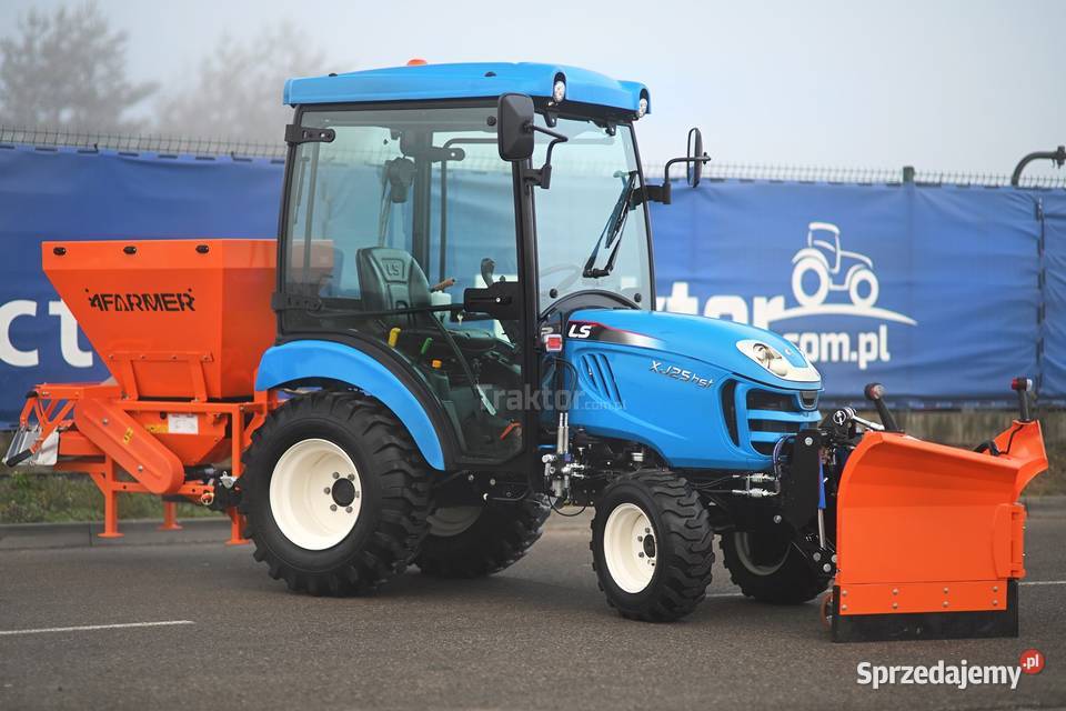 LS Tractor XJ25 HST 4x4 244 IND CAB pług do Napęd 4x4 Tajęcina