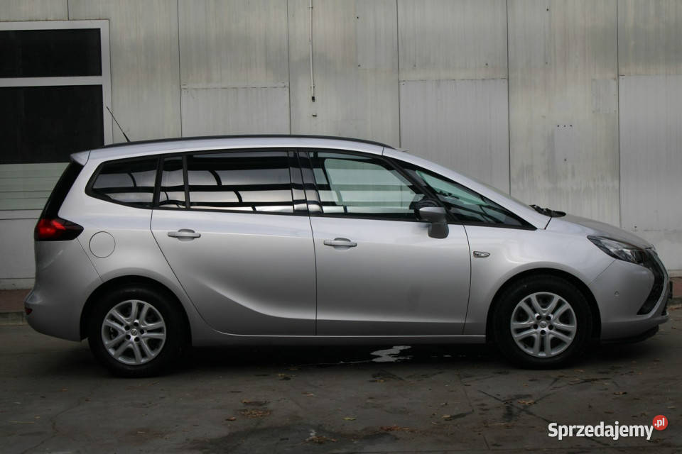 Opel Zafira Oryginalny lakierBogate relingi dachowe Gliwice