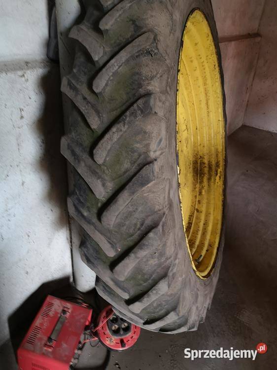 Koła Felgi Do Międzyrzędzi JOHN DEERE HOLLAND Swarzędz