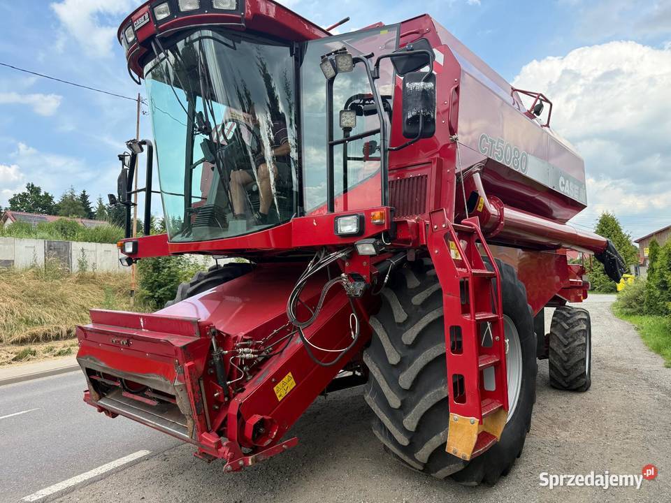 Kombajn zbożowy Case CT 5088 to samo co Holland
