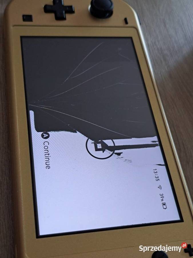Nintendo Switch Lite PęknietaZłamana Obudowa i mazowieckie Radom sprzedam
