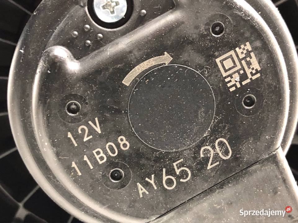 DMUCHAWA NAWIEWU HONDA CRV V WENTYLATOR