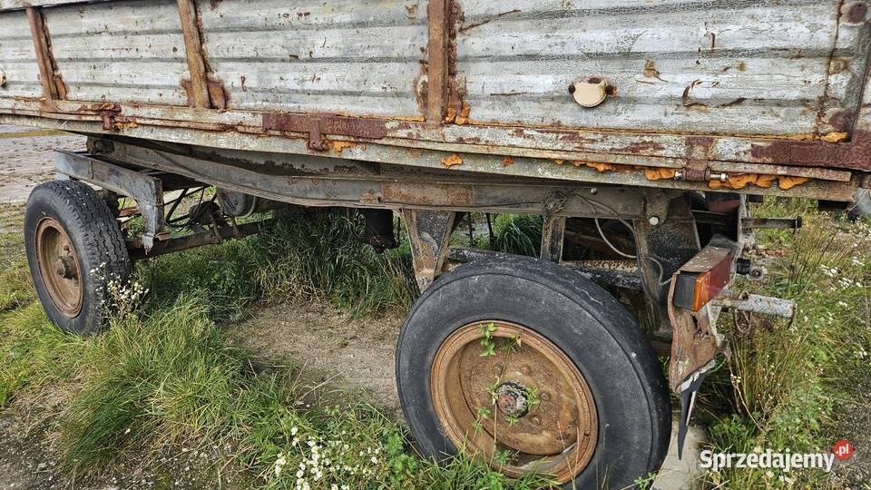 Przyczepy d47 2 sztuki nieuszkodzony sprzedam