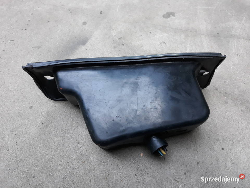 obudowa kierunkowskazu lewa przód Fiat125p 6874r Leszno sprzedam