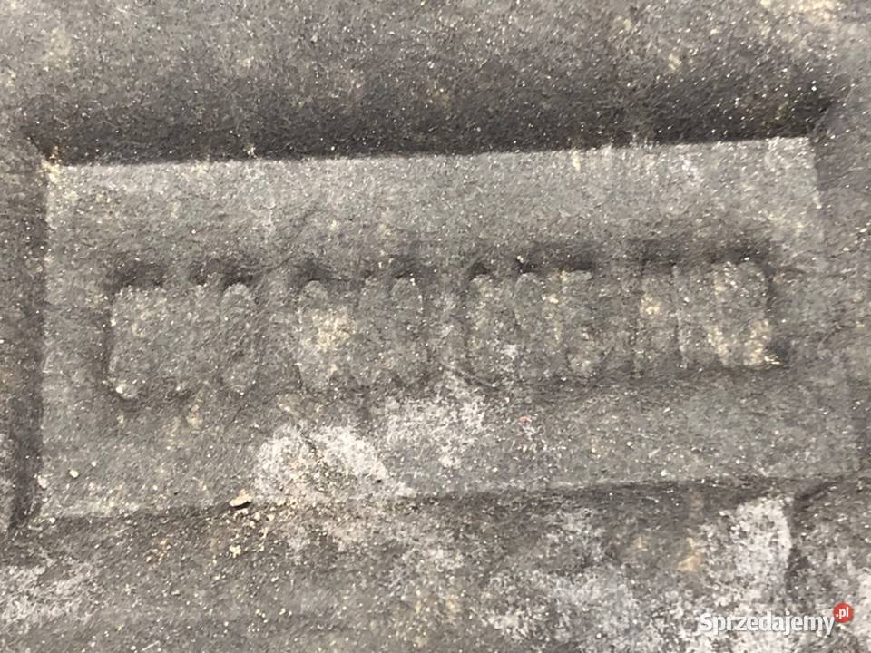 WYGŁUSZENIE MASKI AUDI A3 8V SedanLimuzyna 1220 osobowe