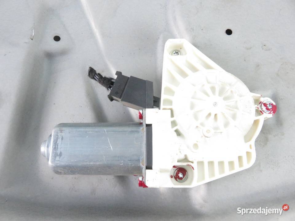 PODNOŚNIK SZYBY PRAWY PRZEDNI MERCEDES BCLASS osobowe