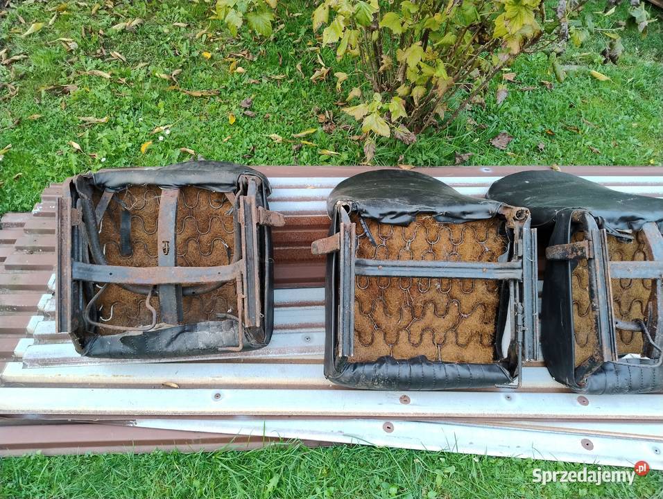Fiat 126p fotele przód i kanapy tył Łazy sprzedam