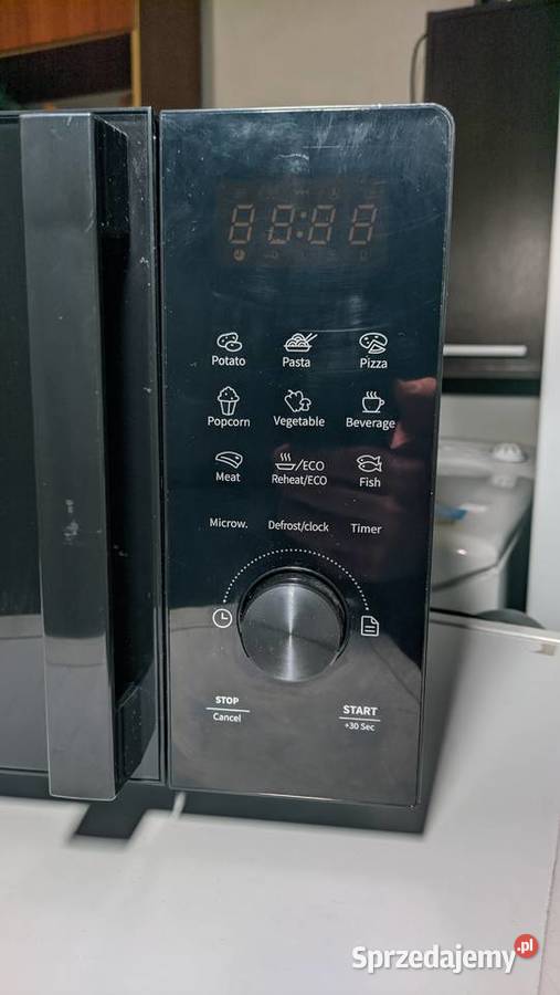 Kuchenka mirofalowa Hisenese 20 litrów 700 W Dobrzyń nad Wisłą