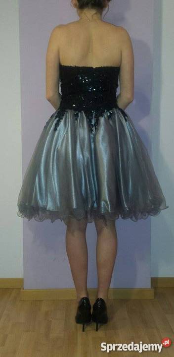 Czarna wizytowa sukienka Spódnice i sukienki Spódnice i sukienki Chocznia sprzedam