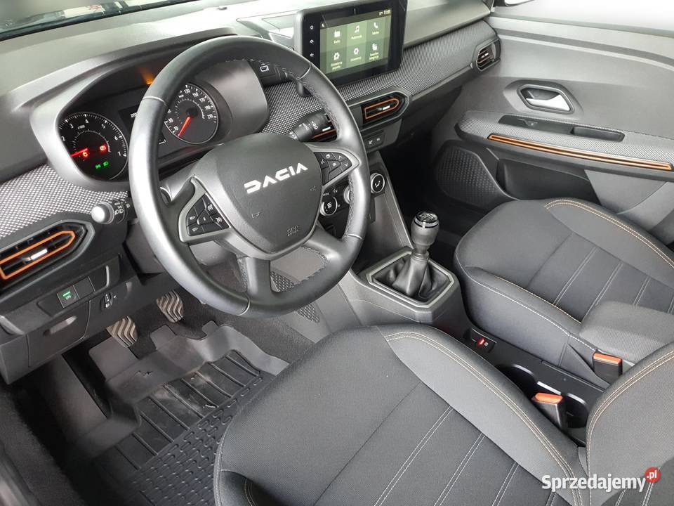 Sandero Stepway 10 TCe Expression LPG kupiony w polskim salonie