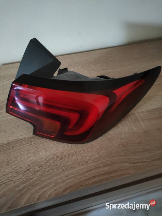 Lampa prawy tył Opel Astra K Hatchback LED sprzedam