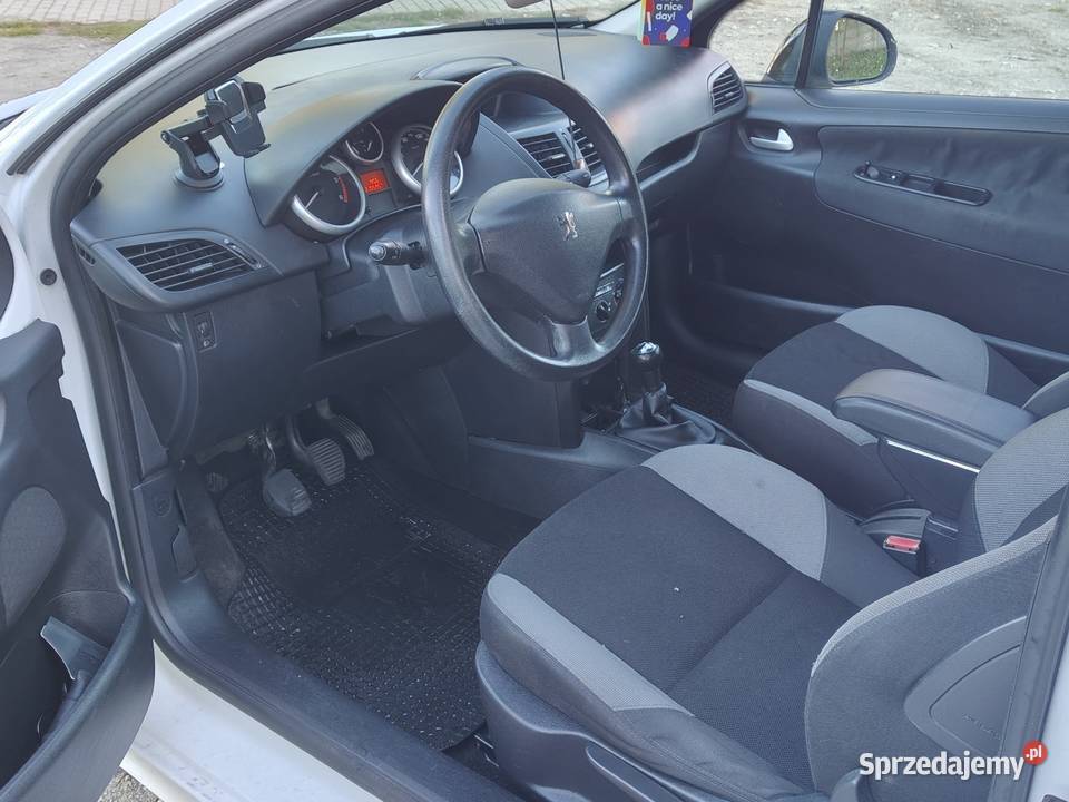 Peugeot 207 14 hdi 2007r Konin