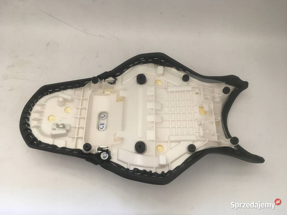 YAMAHA MT 10 Siedzenie fotel kanapa sprzedam