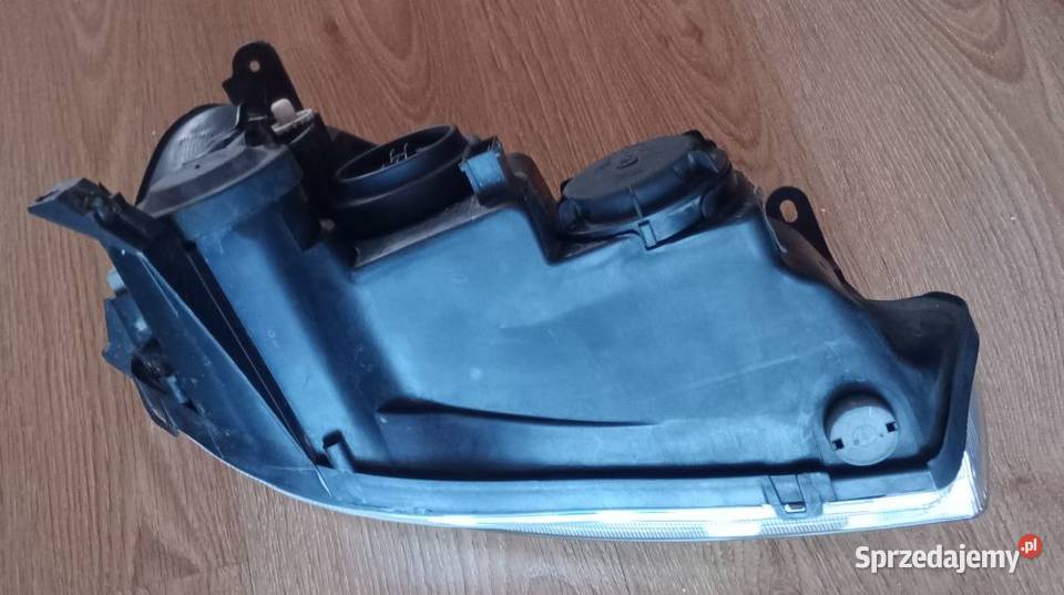 Lampa lewa przednia przód Opel Corsa C Valeo