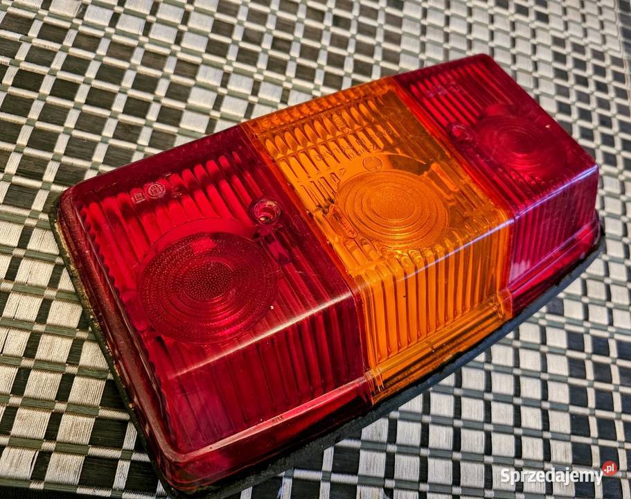 Lampa tylna Fso Warszawa 223 Nysa prl retro 3 Lampy tylne warmińsko-mazurskie Elbląg