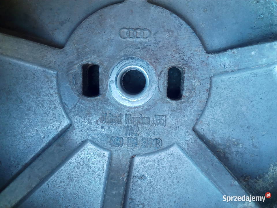 Audi A2 14 TDI Łapa silnika osłona pokrywa Prawa Dębica