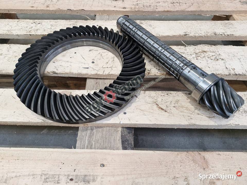 Wałek atakujący z kołem John Deere 6120 6320 Byków