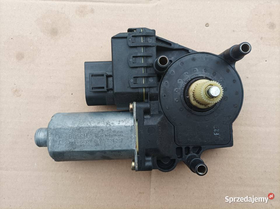 Silniczek szyby Lewy przód bosch 0 130 821 Audi Radom