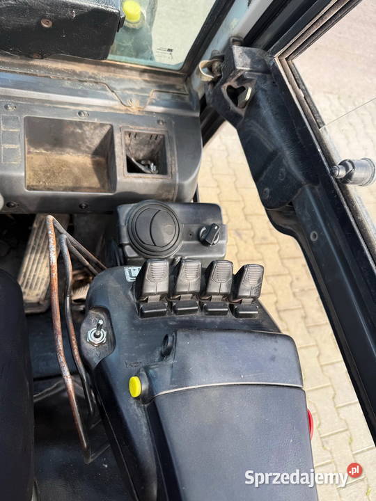 wózek widłowy diesel NISSAN FD25 2500 330m Działoszyn sprzedam