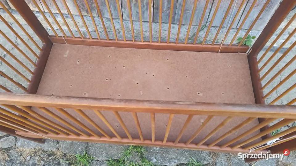 Drewniane łóżeczko dziecięce Miechów