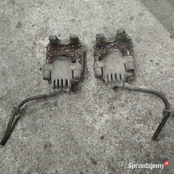 Zacisk hamulcowy jarzmo BMW E39 tył Rok produkcji 1999 Mieroszyno