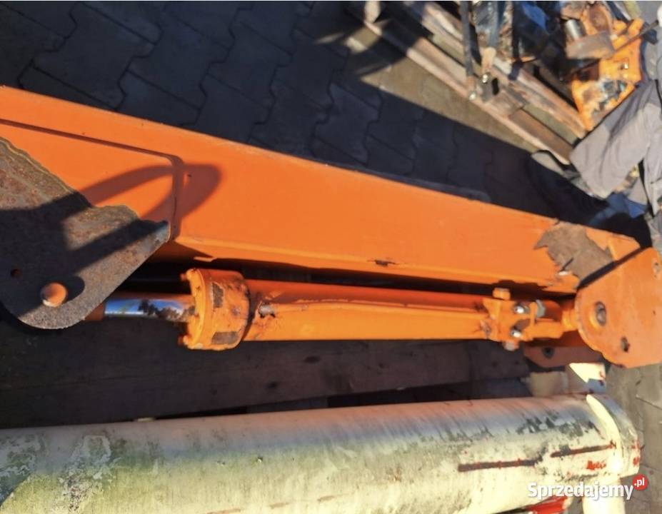 Ramię podnośnika przegubowego JLG 600 AJ z Piotrków Trybunalski