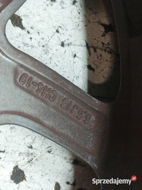 FELGA ALUMINIOWA R16 4X108 ET19 OC65MM 65J16CH4