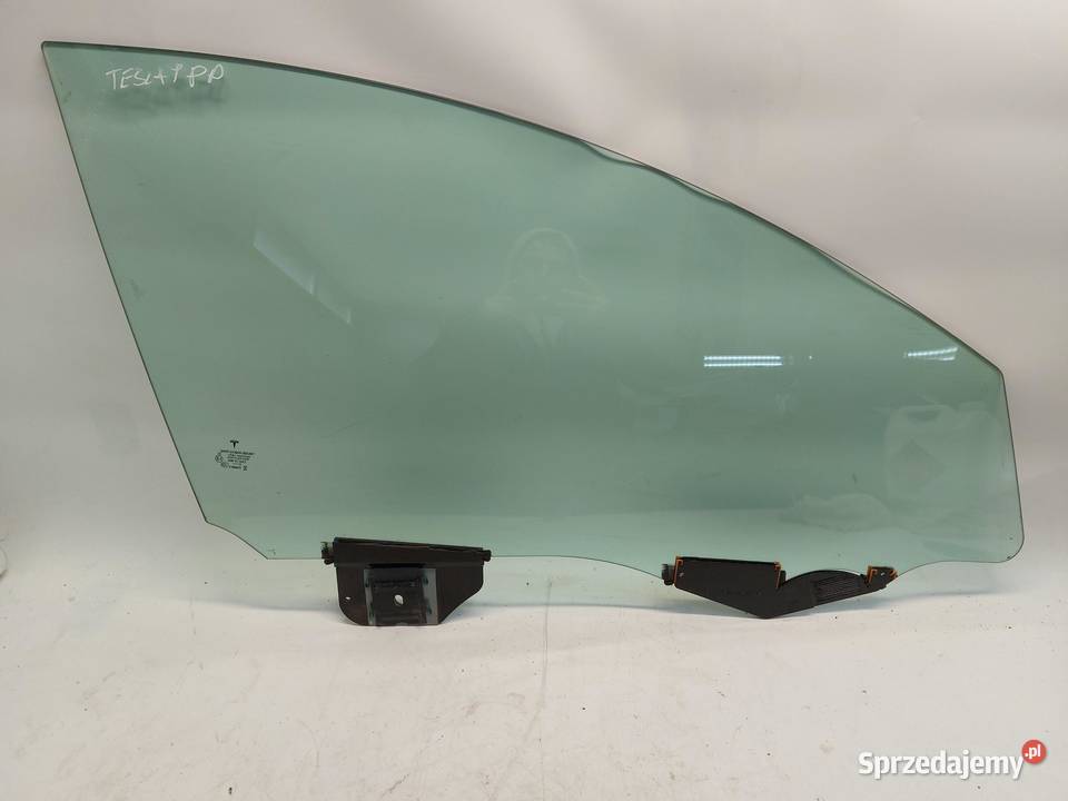 TESLA MODEL Y 2023r Szyba drzwi przód prawa 2023