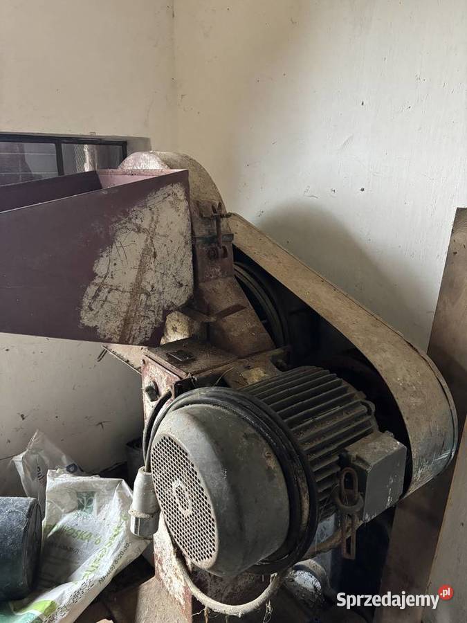 Rozdrabniacz bijakowy śrutownik nieuszkodzony Rolnictwo Palikówka