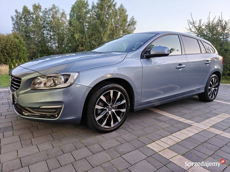 Volvo V60 20d 120KM Krosno