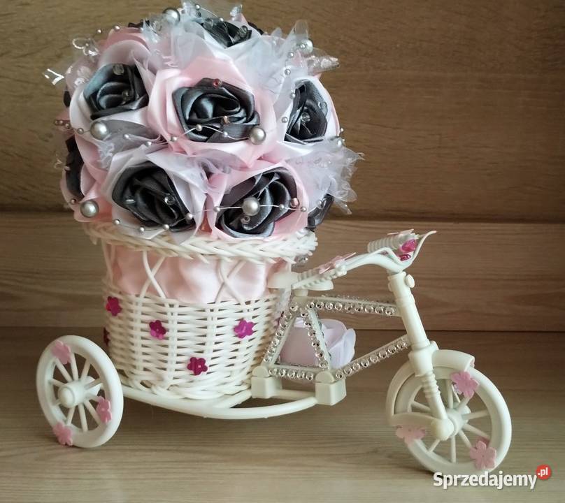 Bukiet róż w rowerku na Dzień Babci handmade opolskie Grodków
