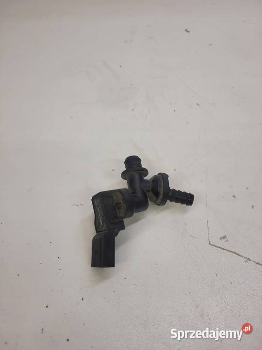 CZUJNIK CIŚNIENIA AUDI VW SKODA 036906051G Przystajń