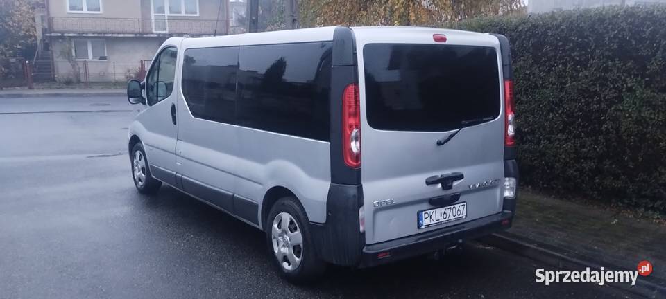 Opel Vivaro 20 CDTI LONG 9 osób Rok produkcji 2007 sprzedam